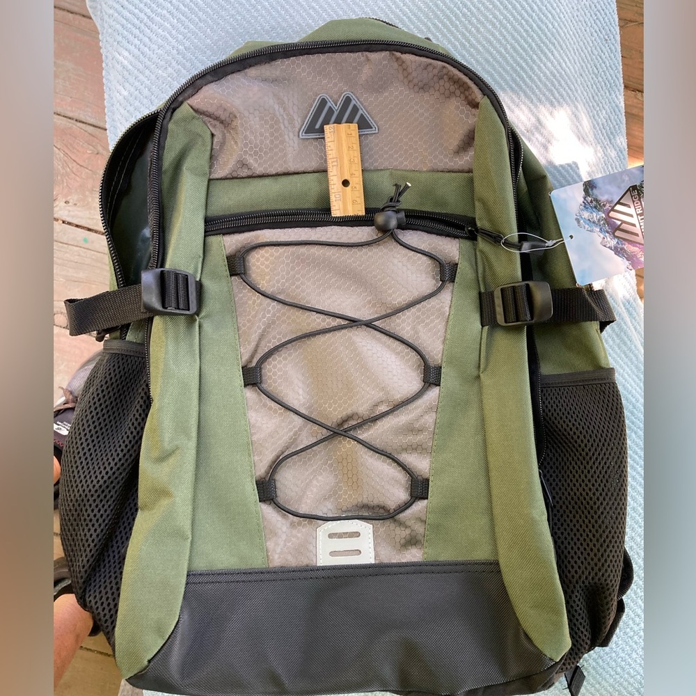 Backpack Avocado Green with Black Trim Side Pockets New 19” Unisex - Picture 6 of 16